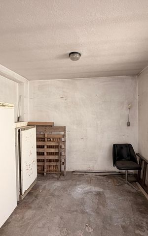 Casa à venda com 163m², 3 quartos e sem vagaDepósito