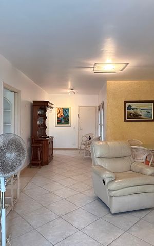 Apartamento para alugar com 120m², 3 quartos e 1 vaga Apartamento para alugar com 120m², 3 quartos e 1 vagaSala