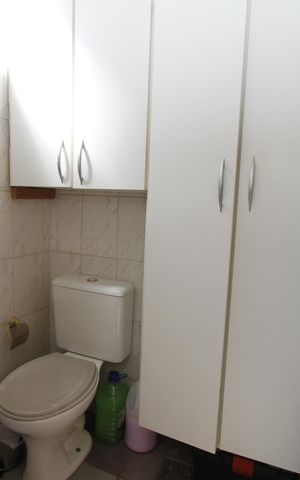 Apartamento à venda com 145m², 3 quartos e 2 vagasBanheiro de serviço