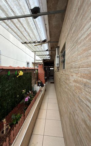 Casa para alugar com 125m², 2 quartos e 2 vagasCorredor