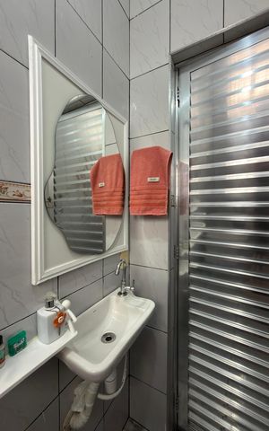 Casa para alugar com 125m², 2 quartos e 2 vagasBanheiro Social