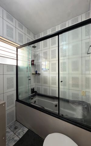 Casa para alugar com 125m², 2 quartos e 2 vagasSuíte 1 Banheiro 