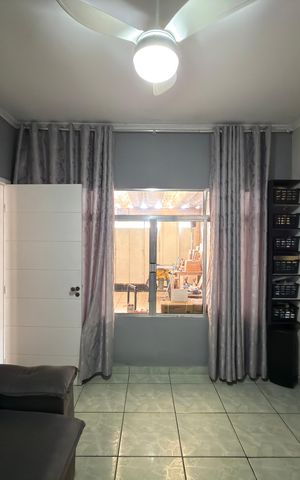 Casa para alugar com 125m², 2 quartos e 2 vagasSala 