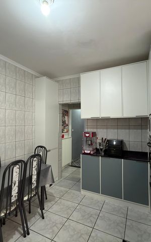 Casa para alugar com 125m², 2 quartos e 2 vagasCozinha 