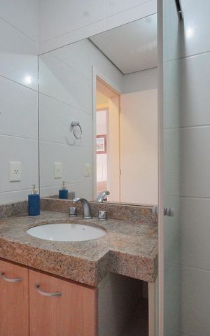 Apartamento para alugar com 80m², 2 quartos e 2 vagasBanheiro