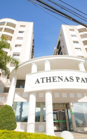 Apartamento para alugar com 80m², 2 quartos e 2 vagasFachada