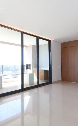 Apartamento para alugar com 265m², 4 quartos e 4 vagasSala