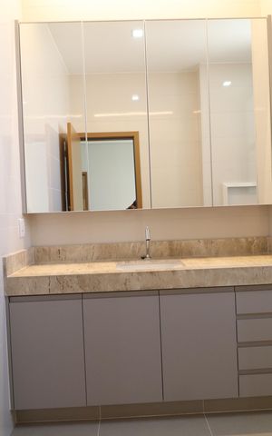 Apartamento para alugar com 265m², 4 quartos e 4 vagasBanheiro do Quarto 1