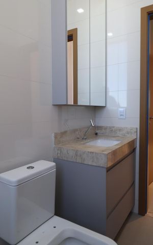 Apartamento para alugar com 265m², 4 quartos e 4 vagasBanheiro do Quarto 2