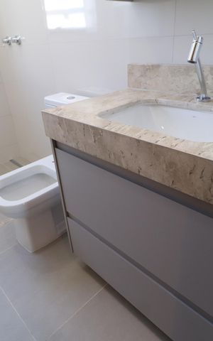 Apartamento para alugar com 265m², 4 quartos e 4 vagasBanheiro do Quarto 2