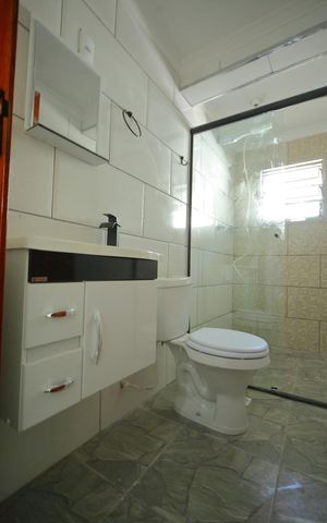 Casa para alugar com 52m², 1 quarto e sem vagaBanheiro 