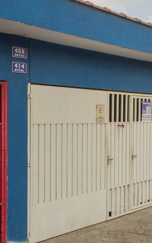 Casa para alugar com 49m², 1 quarto e 1 vagaFachada