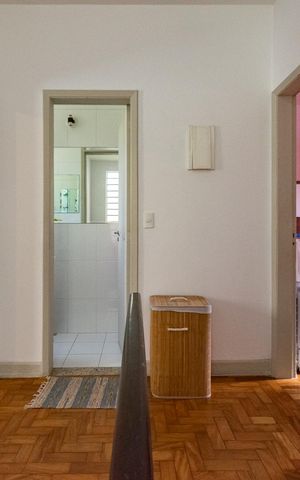 Casa à venda com 180m², 3 quartos e 2 vagas Casa à venda com 180m², 3 quartos e 2 vagasCorredor