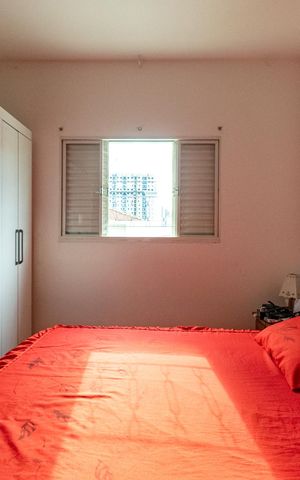 Casa à venda com 180m², 3 quartos e 2 vagas Casa à venda com 180m², 3 quartos e 2 vagasSuíte