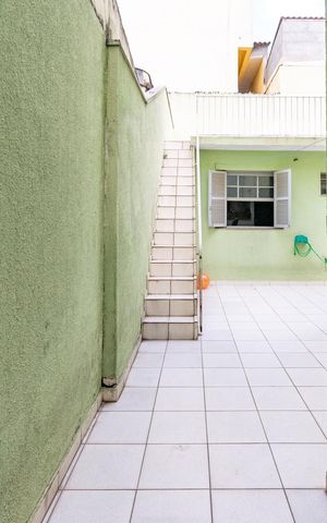 Casa à venda com 180m², 3 quartos e 2 vagas