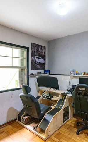 Casa à venda com 180m², 3 quartos e 2 vagas Casa à venda com 180m², 3 quartos e 2 vagasQuarto de Serviço
