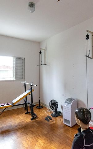 Casa à venda com 180m², 3 quartos e 2 vagas Casa à venda com 180m², 3 quartos e 2 vagasQuarto 2