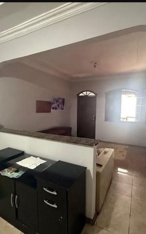Casa à venda com 360m², 10 quartos e 5 vagas Casa à venda com 360m², 10 quartos e 5 vagasSala
