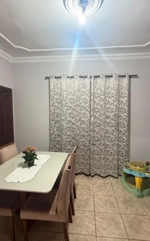 Casa à venda com 360m², 10 quartos e 5 vagas Casa à venda com 360m², 10 quartos e 5 vagasSala