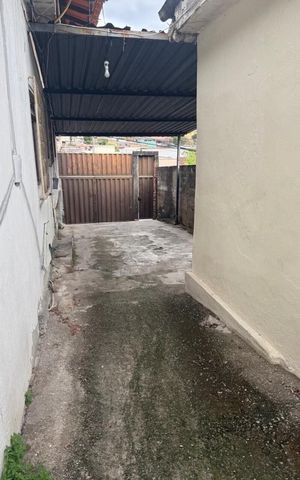 Casa à venda com 360m², 10 quartos e 5 vagas Casa à venda com 360m², 10 quartos e 5 vagasÁrea externa