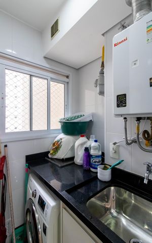 Apartamento à venda com 68m², 2 quartos e 1 vaga Apartamento à venda com 68m², 2 quartos e 1 vagaArea de Serviço
