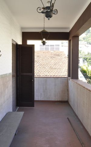 Casa à venda com 320m², 3 quartos e 6 vagasVaranda do quarto