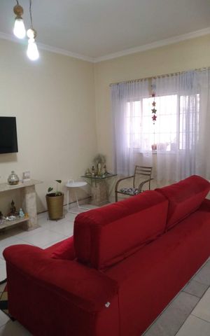 Casa para alugar com 180m², 3 quartos e 2 vagas Casa para alugar com 180m², 3 quartos e 2 vagasSala