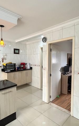 Casa para alugar com 130m², 3 quartos e 4 vagas Casa para alugar com 130m², 3 quartos e 4 vagasCozinha