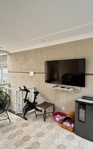 Casa para alugar com 130m², 3 quartos e 4 vagas Casa para alugar com 130m², 3 quartos e 4 vagasQuintal