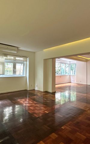 Apartamento à venda com 260m², 4 quartos e 1 vaga