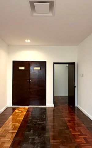 Apartamento à venda com 260m², 4 quartos e 1 vaga
