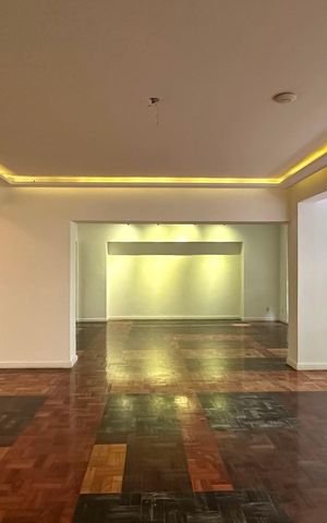Apartamento à venda com 260m², 4 quartos e 1 vaga