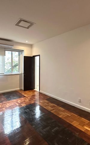 Apartamento à venda com 260m², 4 quartos e 1 vaga