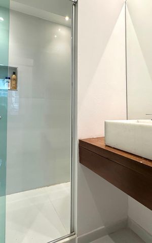 Apartamento à venda com 260m², 4 quartos e 1 vaga