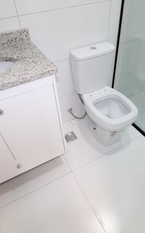 Apartamento para alugar com 57m², 2 quartos e 2 vagasBanheiro