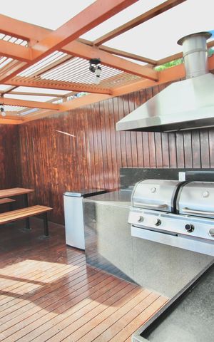 Apartamento para alugar com 33m², 1 quarto e sem vaga Apartamento para alugar com 33m², 1 quarto e sem vagaÁrea comum - Churrasqueira