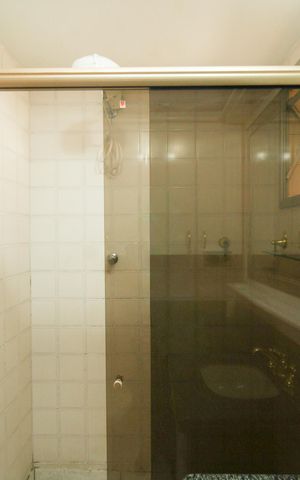 Apartamento à venda com 74m², 3 quartos e 1 vagaBanheiro