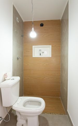 Apartamento à venda com 185m², 3 quartos e 2 vagas Apartamento à venda com 185m², 3 quartos e 2 vagasBanheiro Social