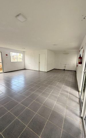 Apartamento à venda com 42m², 2 quartos e sem vagaÁrea comum