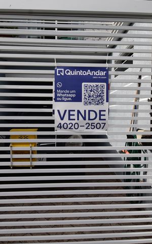 Casa para alugar com 130m², 3 quartos e 1 vagaPlaca