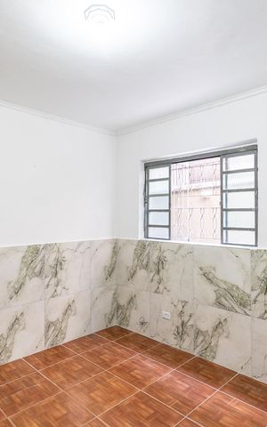 Casa para alugar com 32m², 1 quarto e sem vaga Casa para alugar com 32m², 1 quarto e sem vagaQuarto