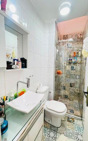 Casa de condomínio para alugar com 60m², 2 quartos e 1 vaga Casa de condomínio para alugar com 60m², 2 quartos e 1 vagaBanheiro social