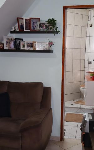 Casa à venda com 90m², 2 quartos e 1 vagaSala