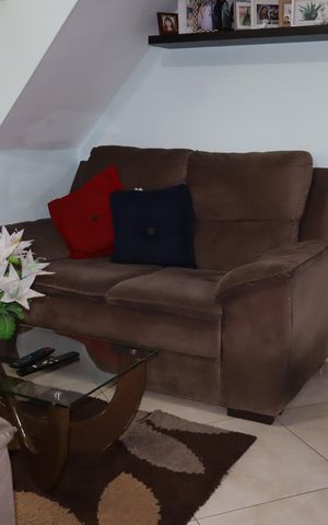 Casa à venda com 90m², 2 quartos e 1 vagaSala