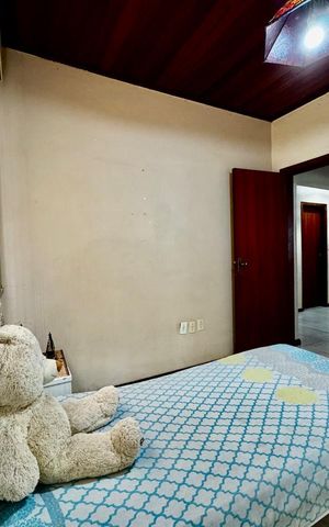 Casa à venda com 260m², 3 quartos e sem vagaQuarto