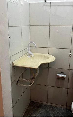 Casa para alugar com 90m², 2 quartos e 1 vaga Casa para alugar com 90m², 2 quartos e 1 vagaBanheiro