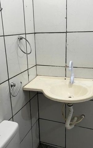 Casa para alugar com 90m², 2 quartos e 1 vaga Casa para alugar com 90m², 2 quartos e 1 vagaBanheiro
