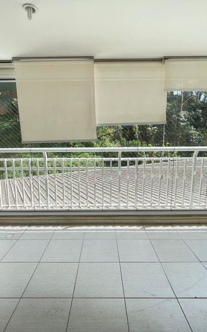 Apartamento para alugar com 120m², 4 quartos e 2 vagas Apartamento para alugar com 120m², 4 quartos e 2 vagasVaranda