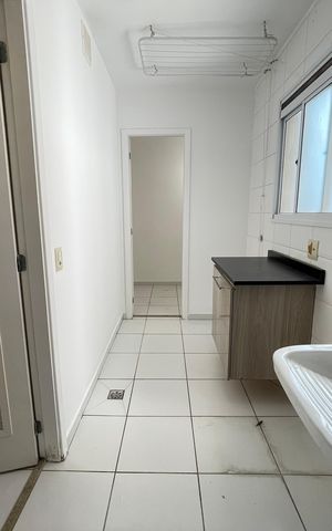 Apartamento para alugar com 120m², 4 quartos e 2 vagas Apartamento para alugar com 120m², 4 quartos e 2 vagasÁrea de Serviço