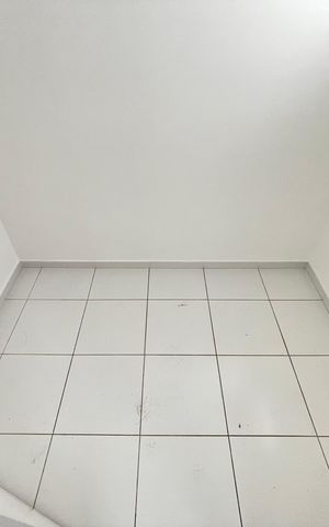 Apartamento para alugar com 120m², 4 quartos e 2 vagas Apartamento para alugar com 120m², 4 quartos e 2 vagasQuarto 4 - Quarto de Serviço